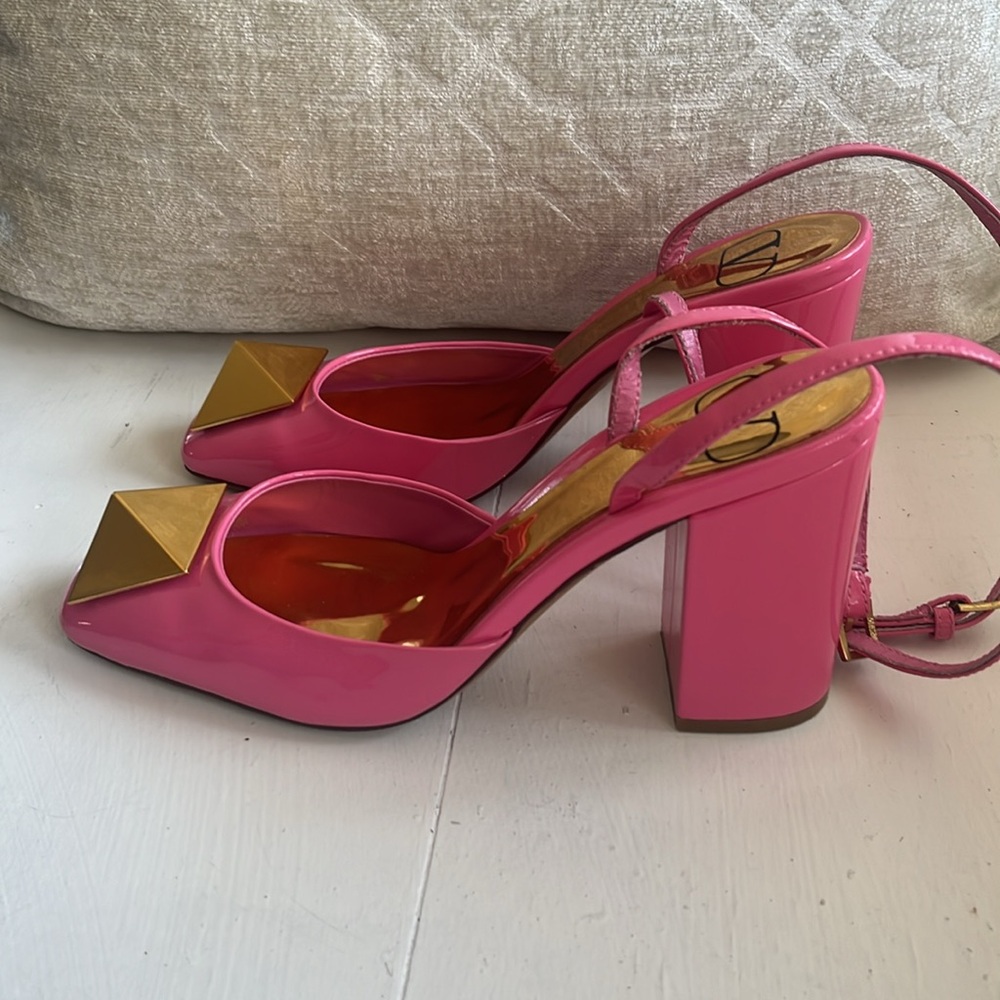 Valentino Garavani Pink One Stud pumps 36 - Picture 9 of 10